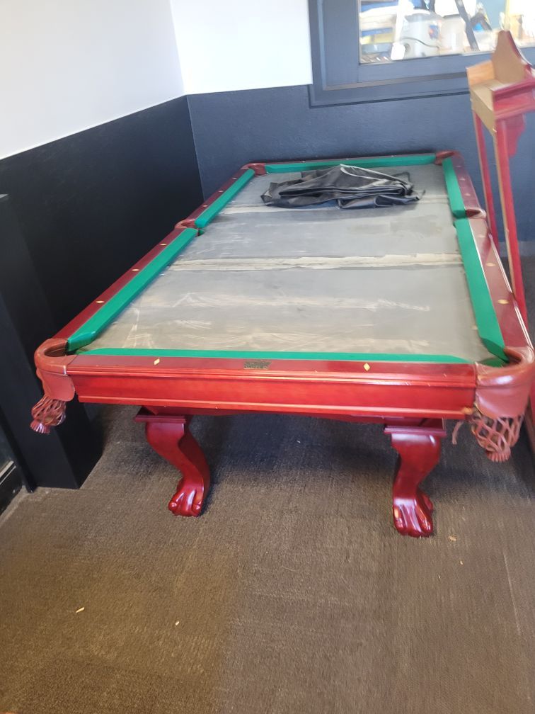 Crown pool table slate bed and rail detail